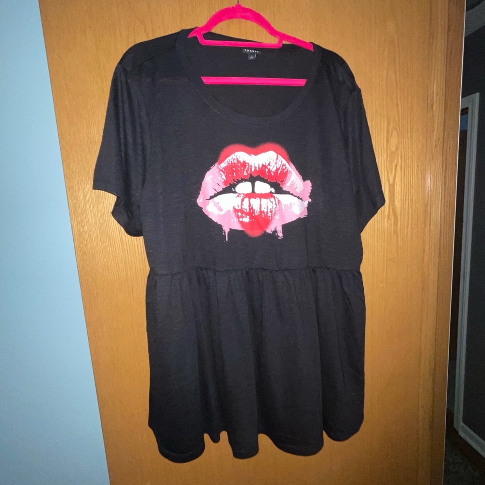 Torrid size 2 (says 3 but fits smaller)
